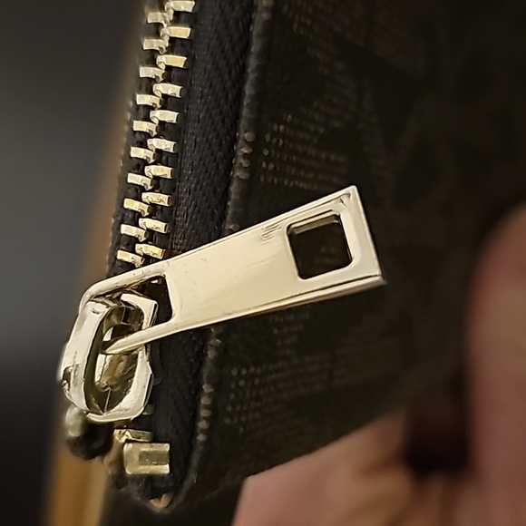 MICHAEL Michael Kors Logo Fanny Pack Belt - Picture 4 of 5